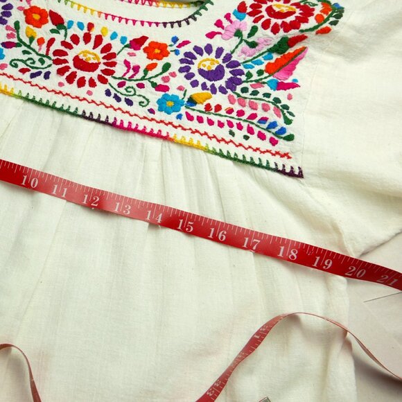 Mexican Peasant Shirt, Embroidered - Picture 4 of 6